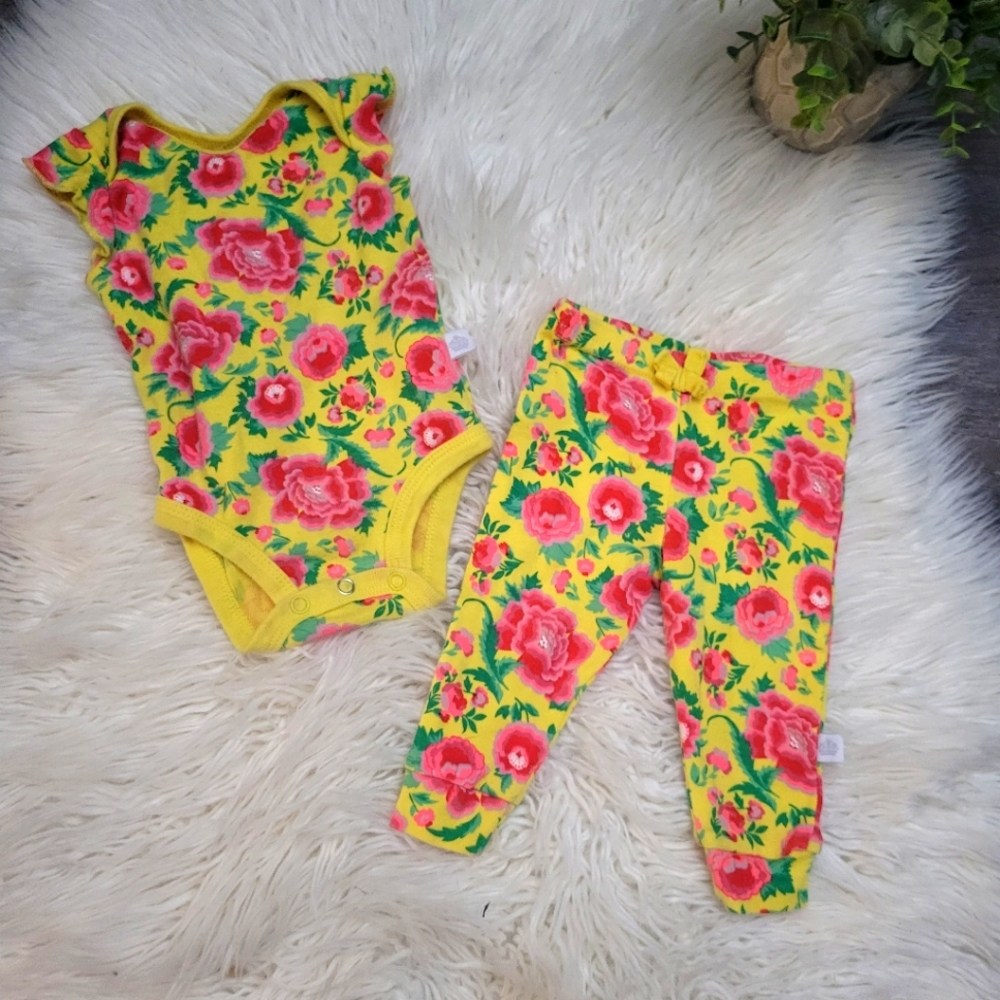 Rosie Pope Yellow Rose Print Onesie and Pants size 0-3M